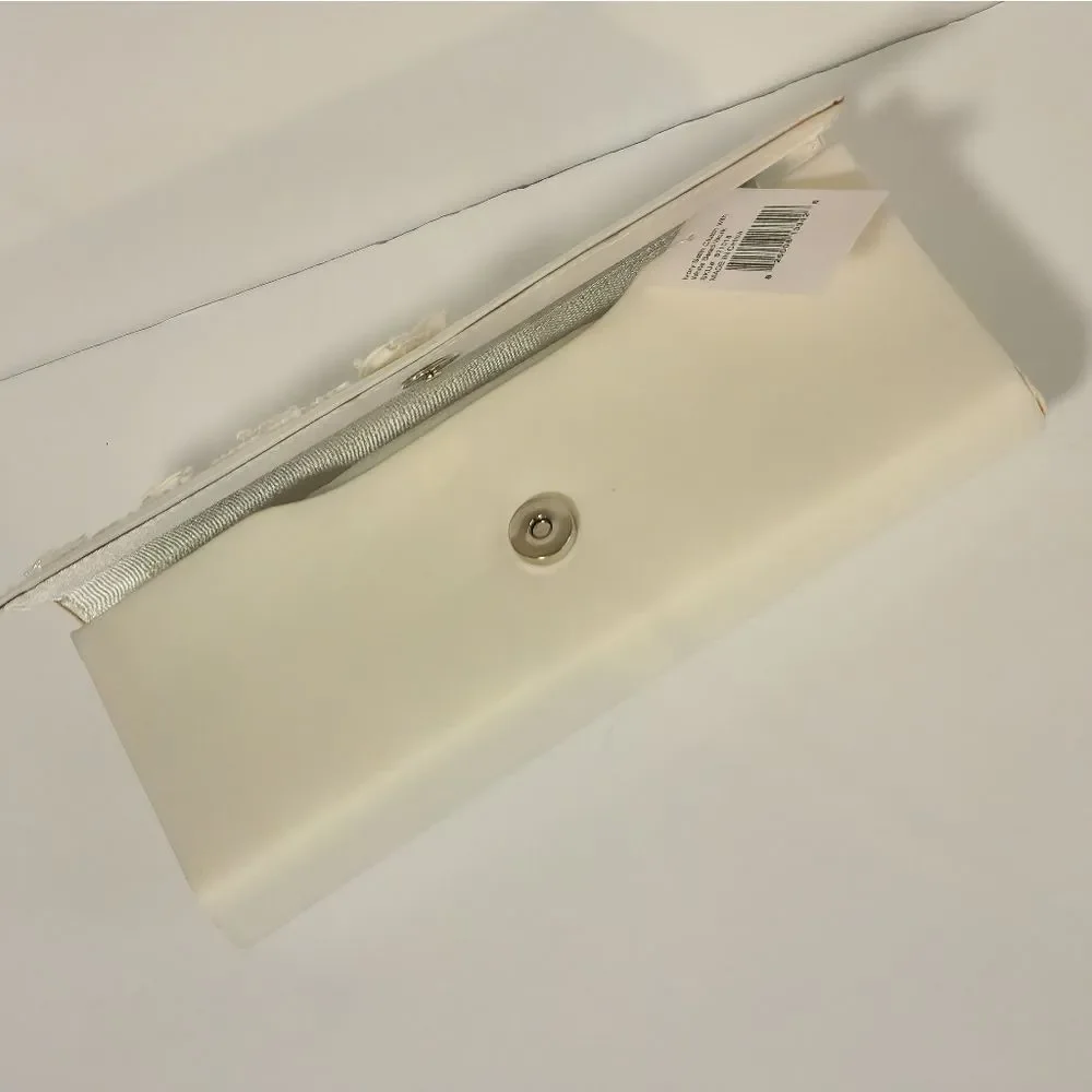 Things Remembered Vintage Cream Silk Beaded Clutch Bag